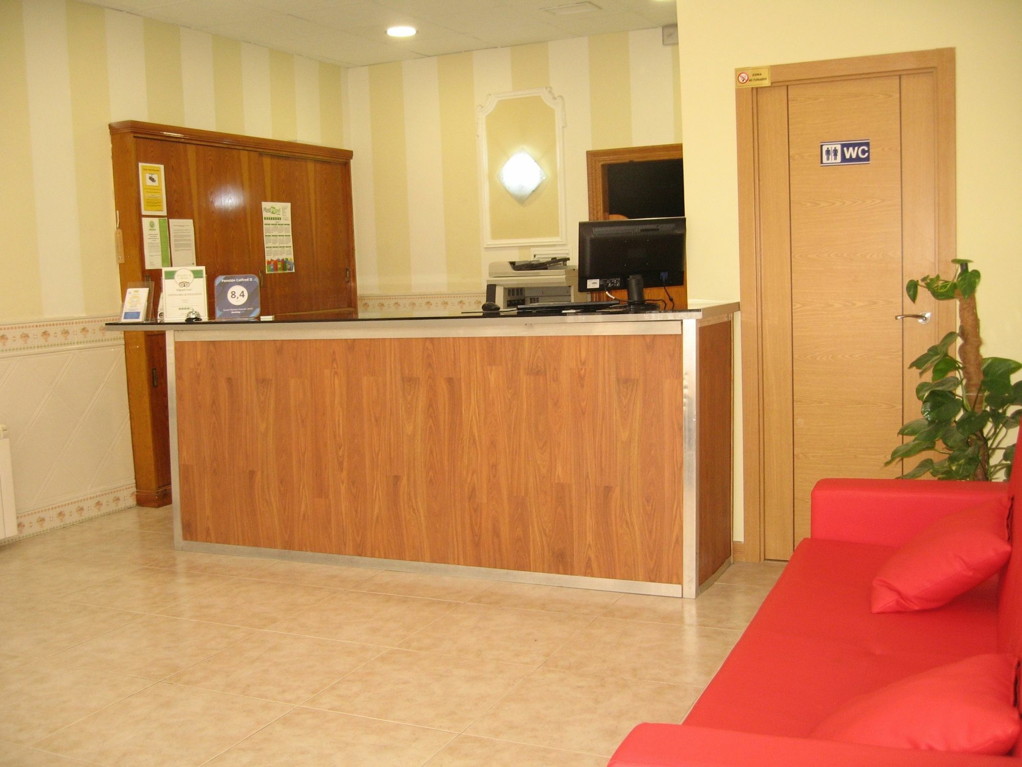 Pension Calfred II Logrono Luaran gambar