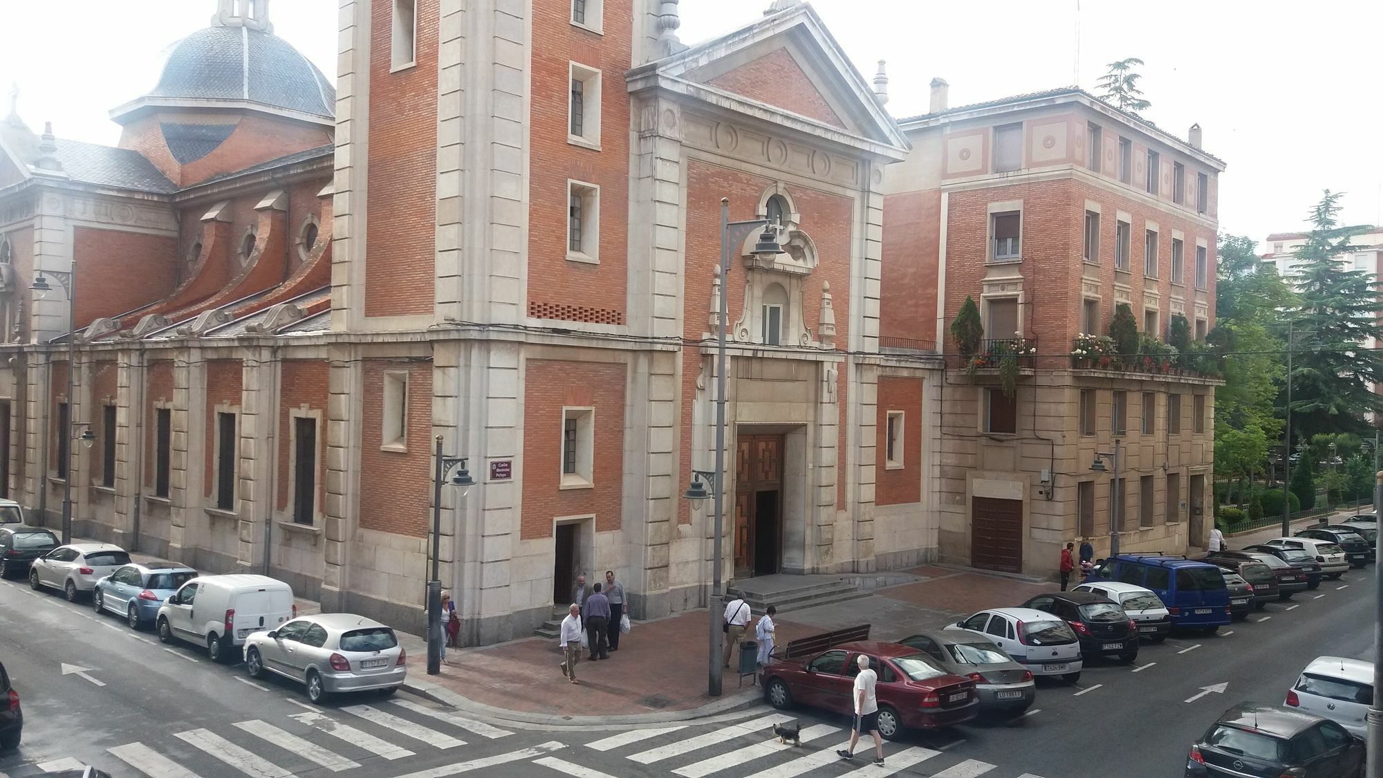 Pension Calfred II Logrono Luaran gambar